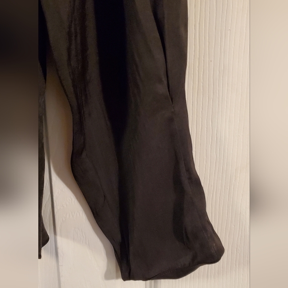 Banana Republic blouse, tailored fit, Size L - Picture 2 of 4